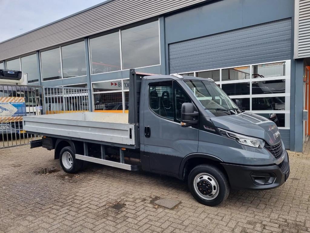 Iveco Daily 35C18 3.0D Open Laadbak 4.12 m Euro 6 (bj 2020), Automaat, Gebruikt, Euro 6, 4 cilinders