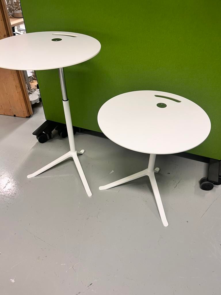 Fritz Hansen Little Friend design bijzettafeltjes, Huis en Inrichting, Tafels | Bijzettafels, Ophalen of Verzenden, Zo goed als nieuw