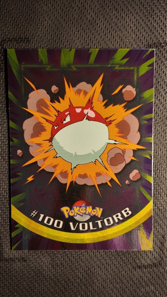 voltorb 100 topps | Pokemon kaart, Ophalen, Losse kaart, Foil