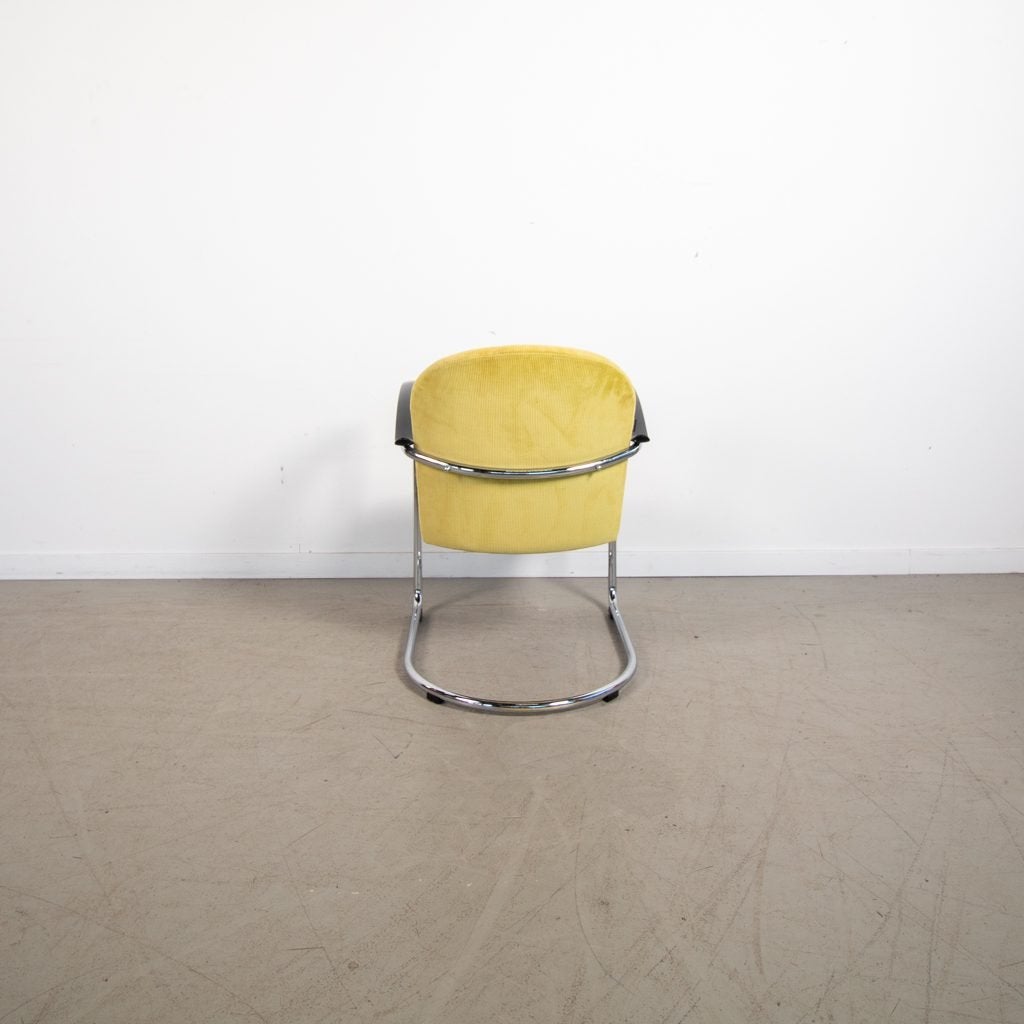 Gispen 414 Fauteuil Geel Stof, Niet ingevuld, Zo goed als nieuw, Niet ingevuld, Niet ingevuld