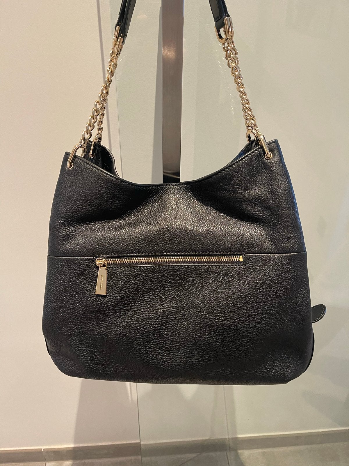 Michael Kors Handtas Zwart Leer met Gouden Details, Ophalen of Verzenden, Zo goed als nieuw, Zwart, Handtas