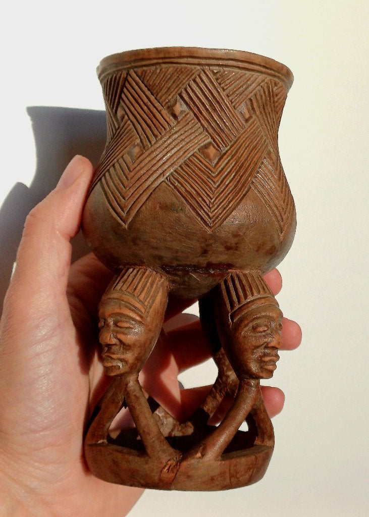 Afrikaanse houten beker, Ophalen of Verzenden, Afrika, Hout, Houtsnijwerk