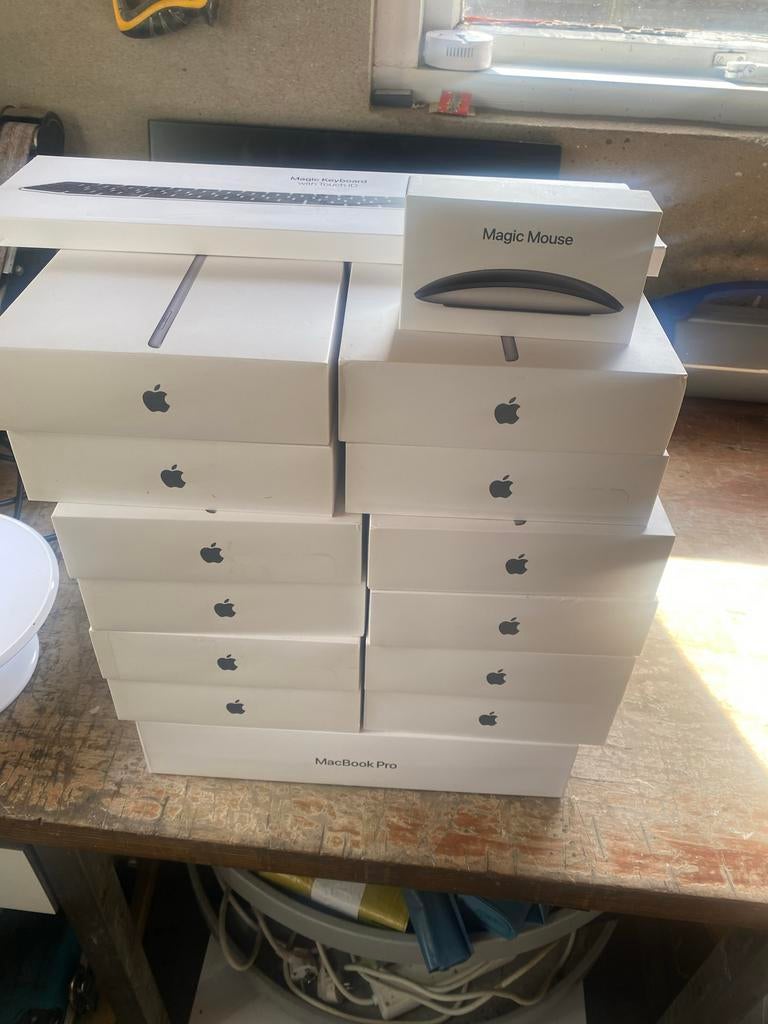 15 lege Apple dozen incl. boekjes, 10 inch, Overige modellen, Wit, Ophalen of Verzenden