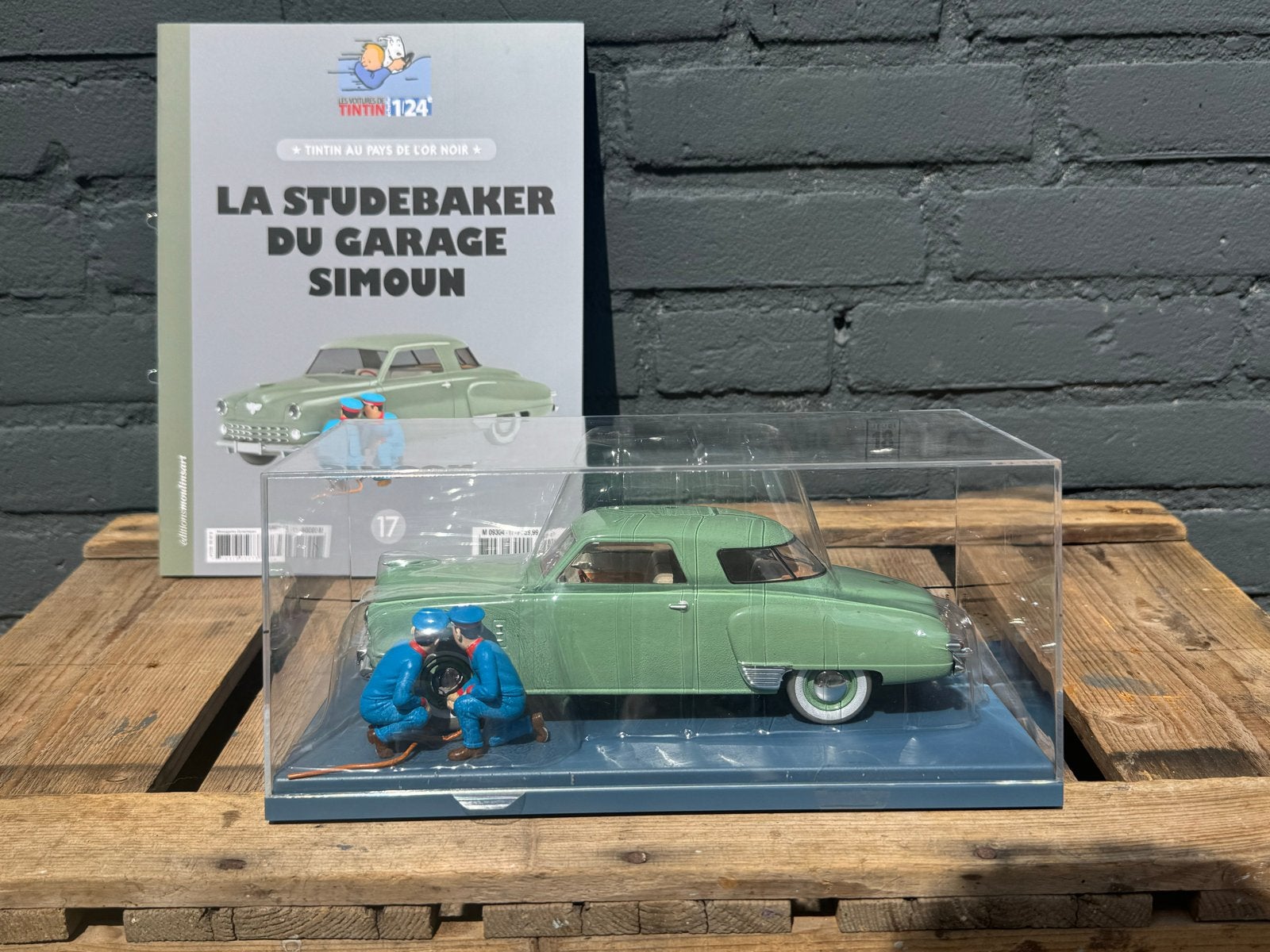 Tintin Studebaker Garage Simoun 1:24 modelauto met boek, Verzamelen, Gebruikt, Beeldje of Figuurtje, ., Ophalen of Verzenden