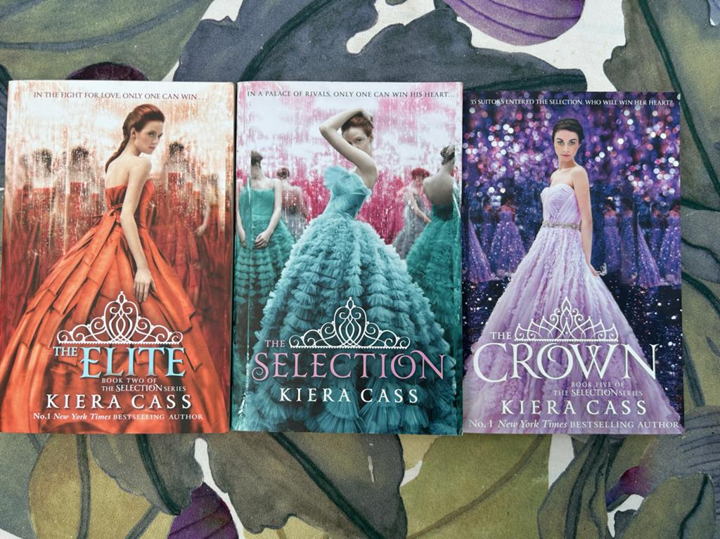 The Selection Serie - Kiera Cass (3 boeken), Boeken, Ophalen of Verzenden, Zo goed als nieuw, Europa overig