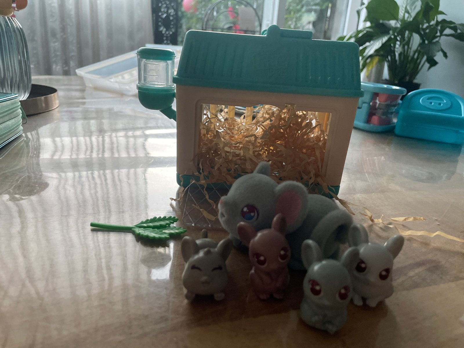Little Live Pets Moeder Muis met 4 Baby Muisjes en Hokje, Ophalen, Gebruikt, Jongen of Meisje