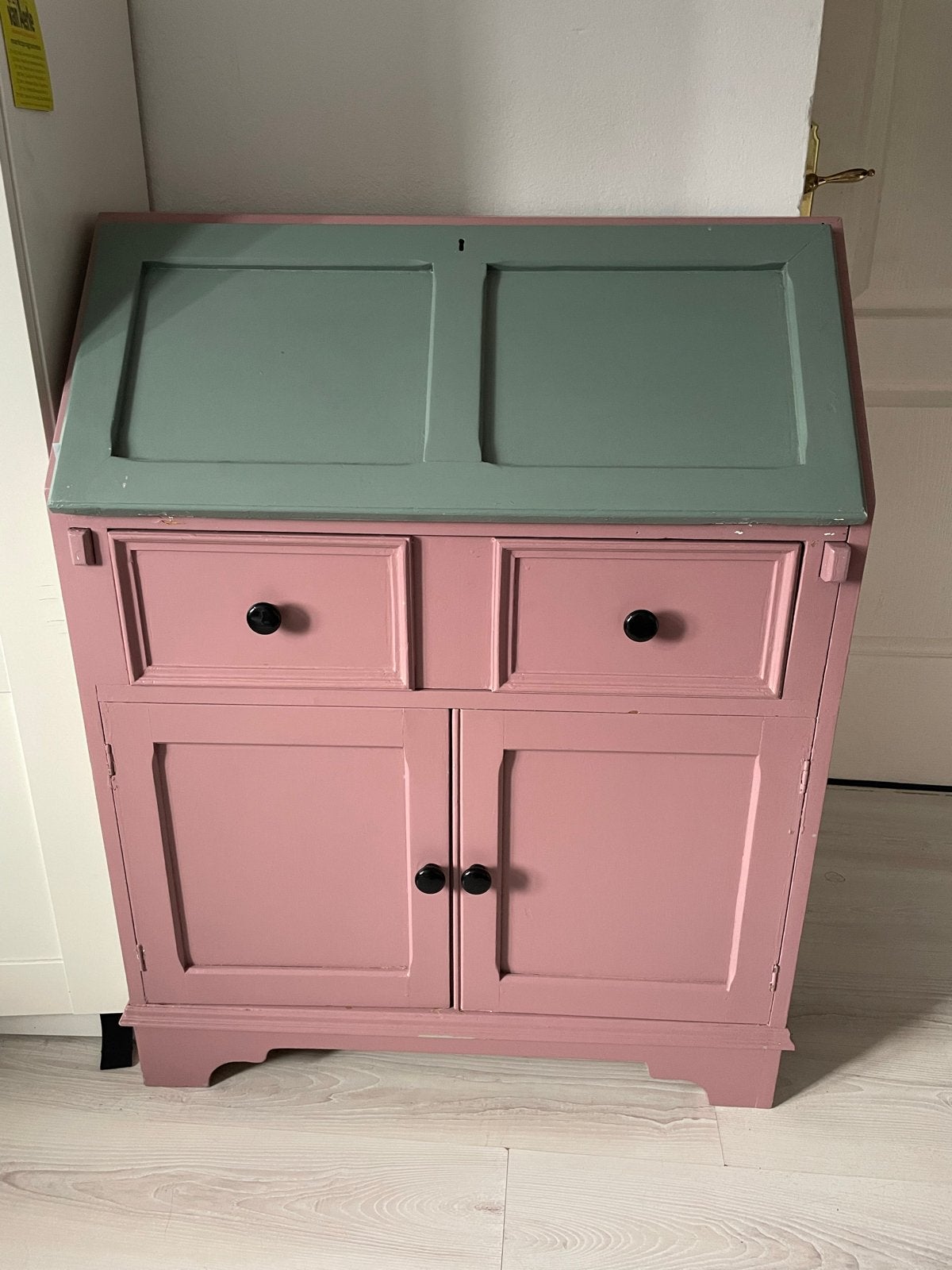 Vintage Secretaire - Roze/Groen Hout, Antiek en Kunst, Ophalen of Verzenden
