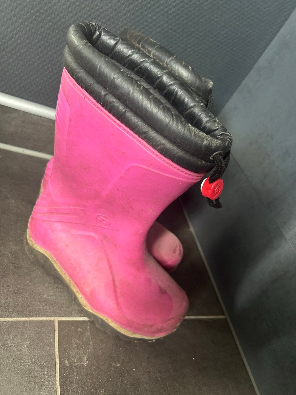 Roze regenlaarzen met warme voering mt 32, Ophalen of Verzenden, Gedragen, Roze, Regenlaarzen