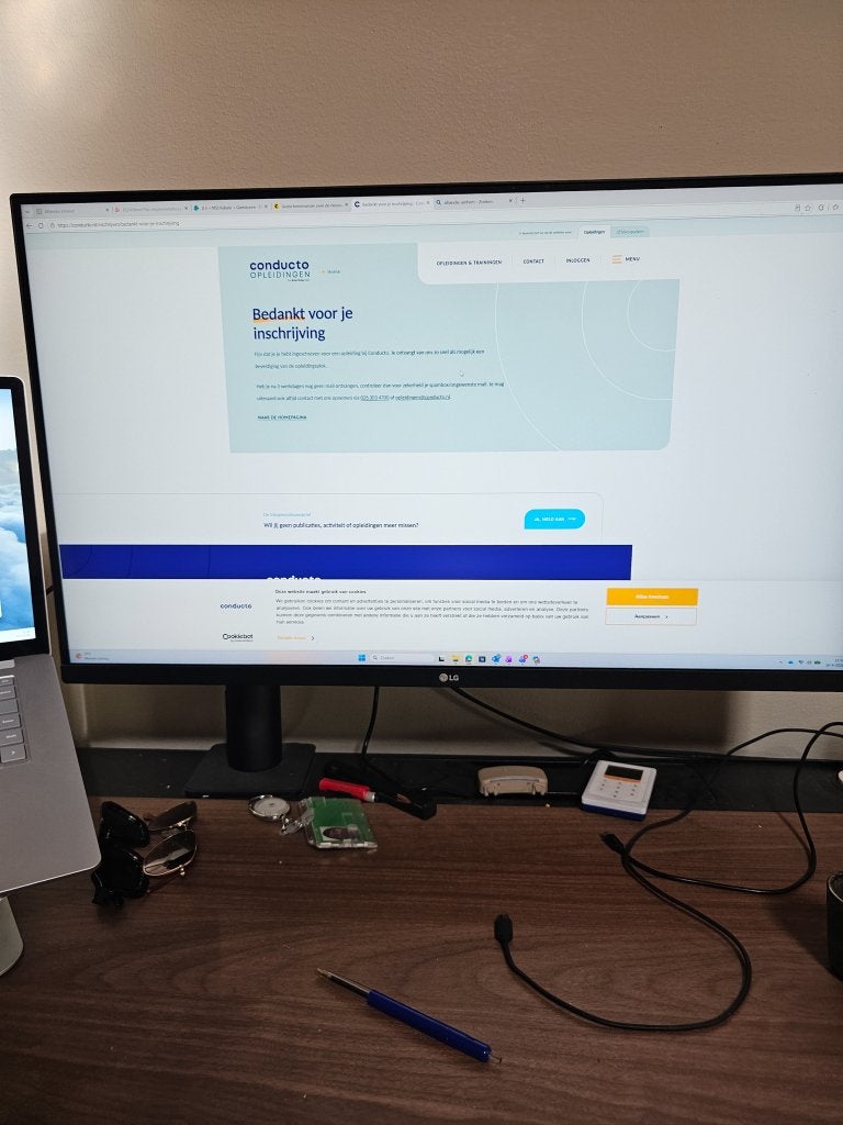 LG Ergo 32UN880 – 32 inch 4K USB-C monitor, Computers en Software, Ophalen, 80,01, In hoogte verstelbaar, Lg