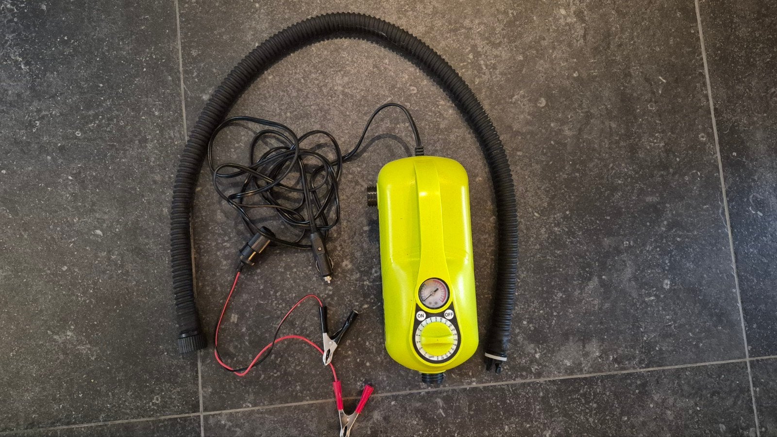 Jobe 12V SUP Pomp - Elektrische Pomp voor SUP Boards, Ophalen, Gebruikt