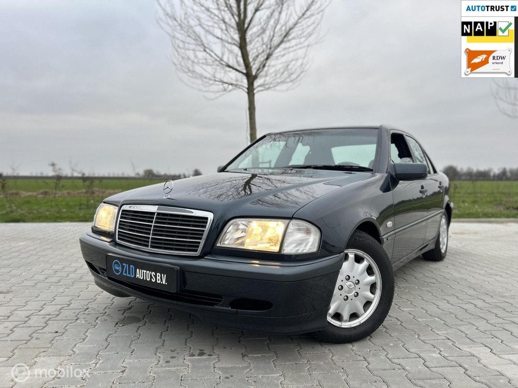 Mercedes C-klasse 200 CDI Classic|1STE EIGENAAR|CRUISE CONTR, Auto's, Mercedes-Benz, Automaat, 1330 kg, Achterwielaandrijving