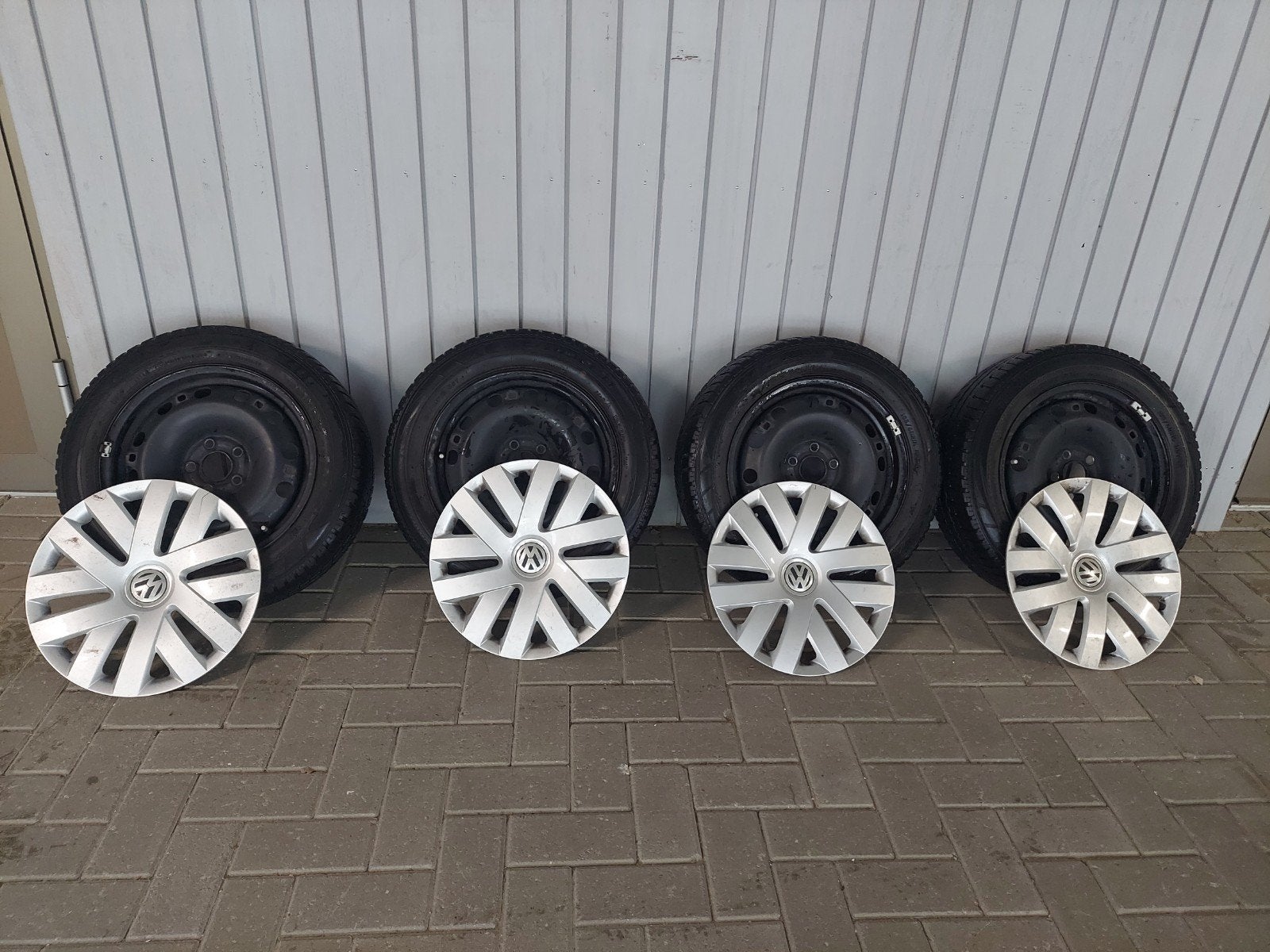 Winterbanden Falken HS449 Eurowinter 185/60 R15, Ophalen, Gebruikt, 15 inch, Banden en Velgen