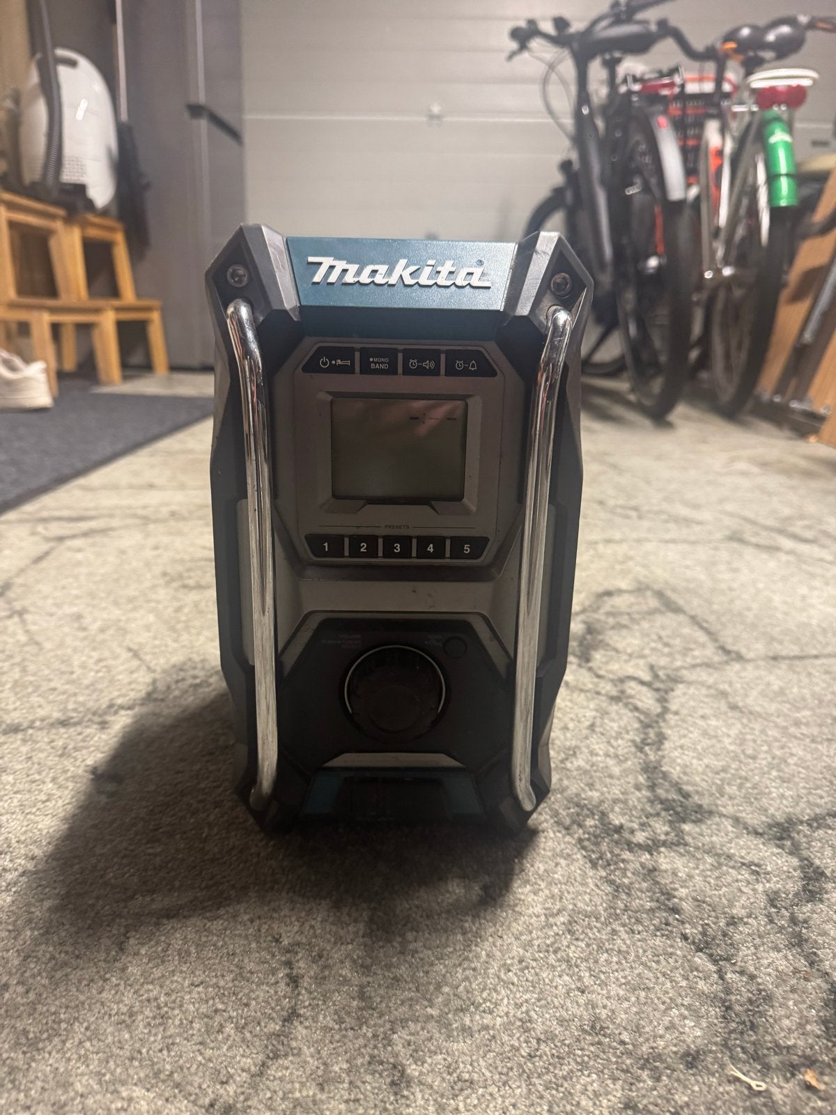 Makita Bouwradio mr001g- Zo goed als nieuw, Audio, Tv en Foto, Ophalen of Verzenden, Zo goed als nieuw, Bouwradio