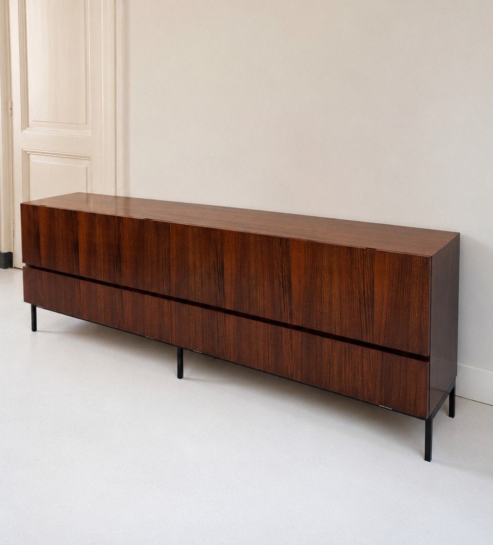 Vintage dressoir- tv meubel -strak design, Gebruikt, Met klep(pen), 200 cm of meer, Hoofdstraat 70 Terborg
