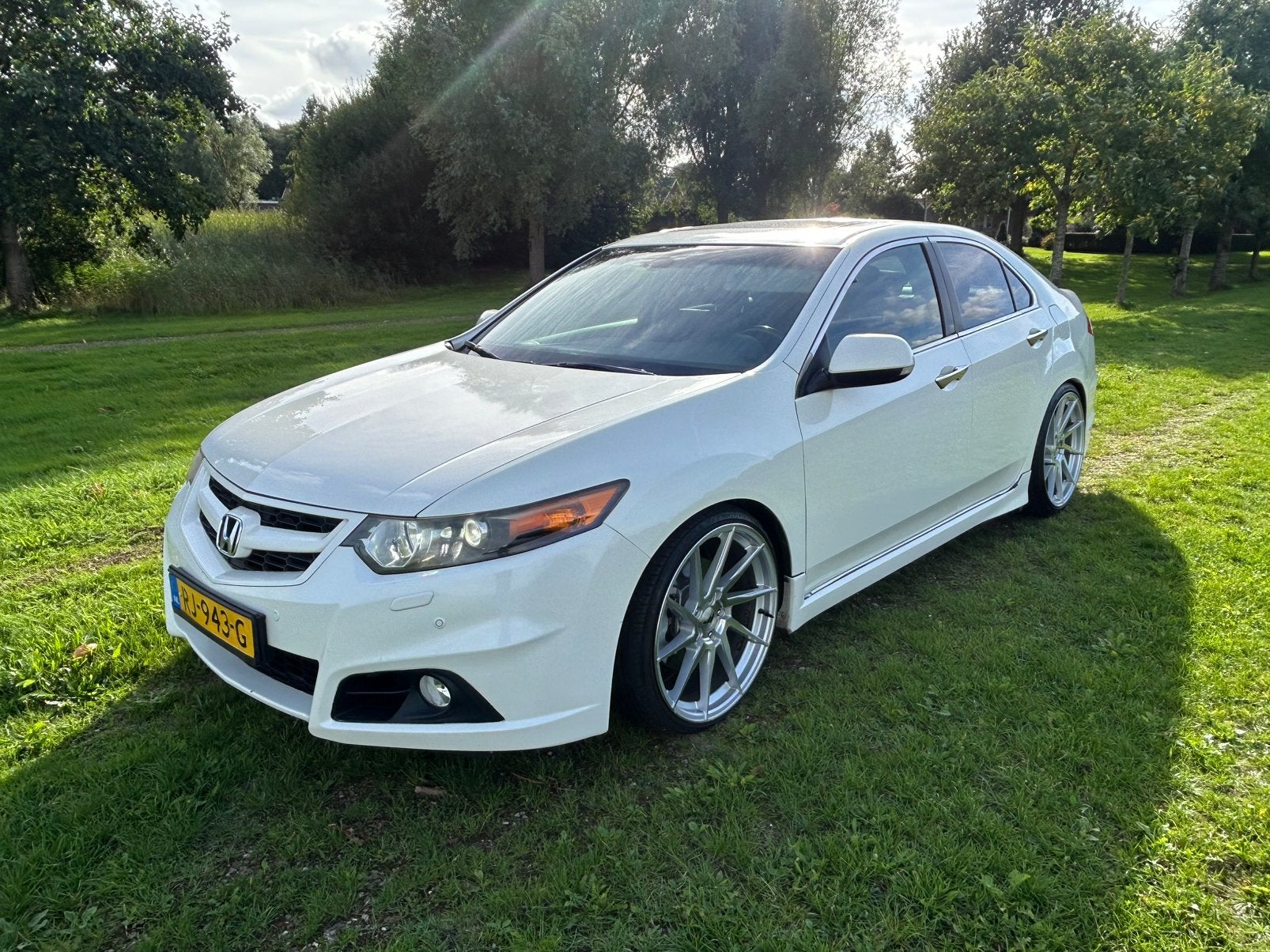 Honda Accord 2.4 Sedan AUT 2008 Wit, Auto's, Zwart, Wit, Leder, 1600 kg