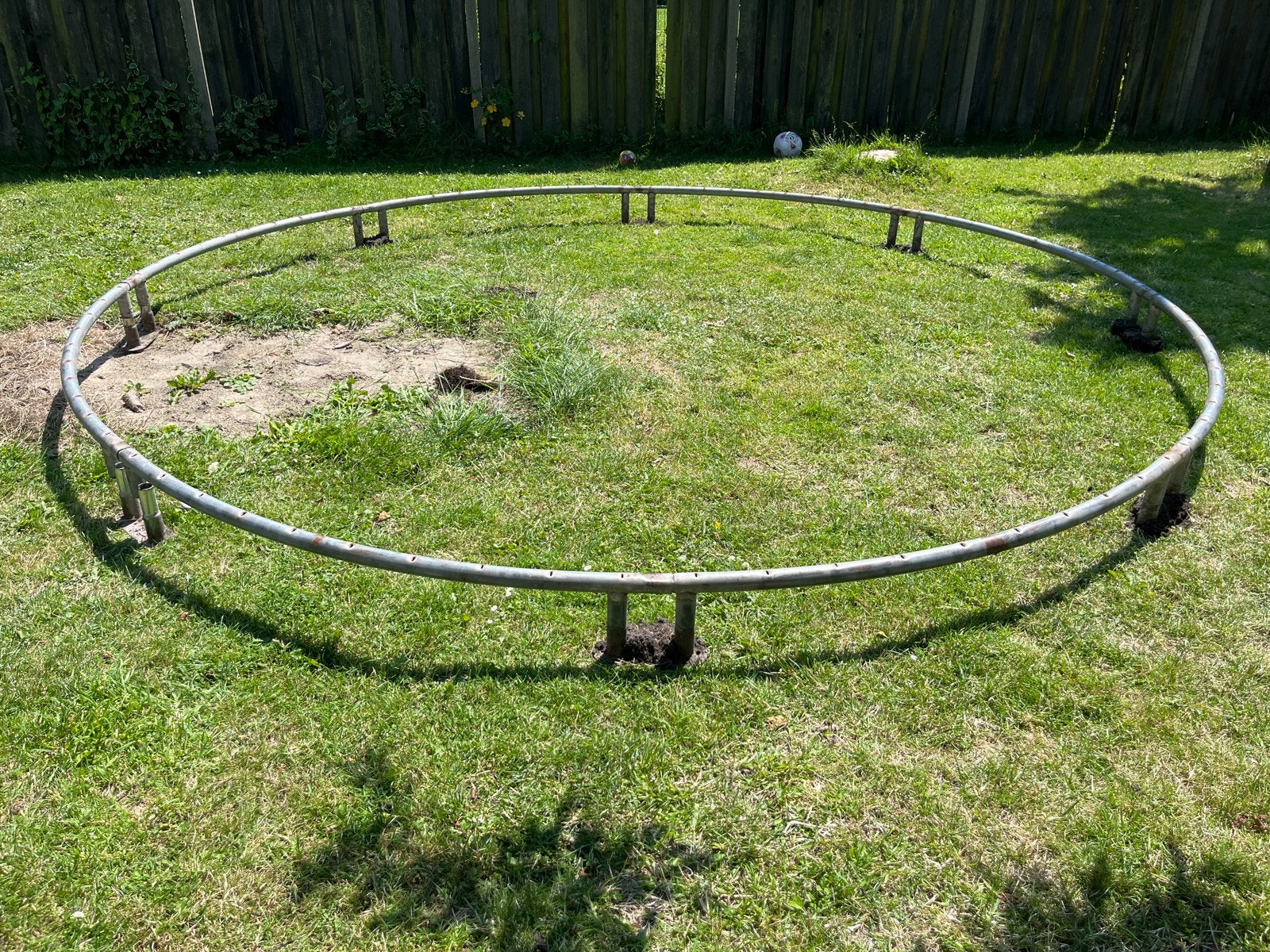 Inbouw trampoline frame 370 voor Berg trampoline, Kinderen en Baby's, Speelgoed | Buiten | Trampolines, Gebruikt, Ophalen