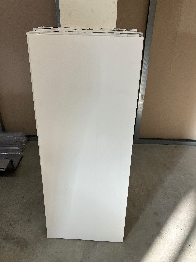 17x Metalen achterplaten winkelstelling 100 cm Tegometall, Ophalen, Gebruikt