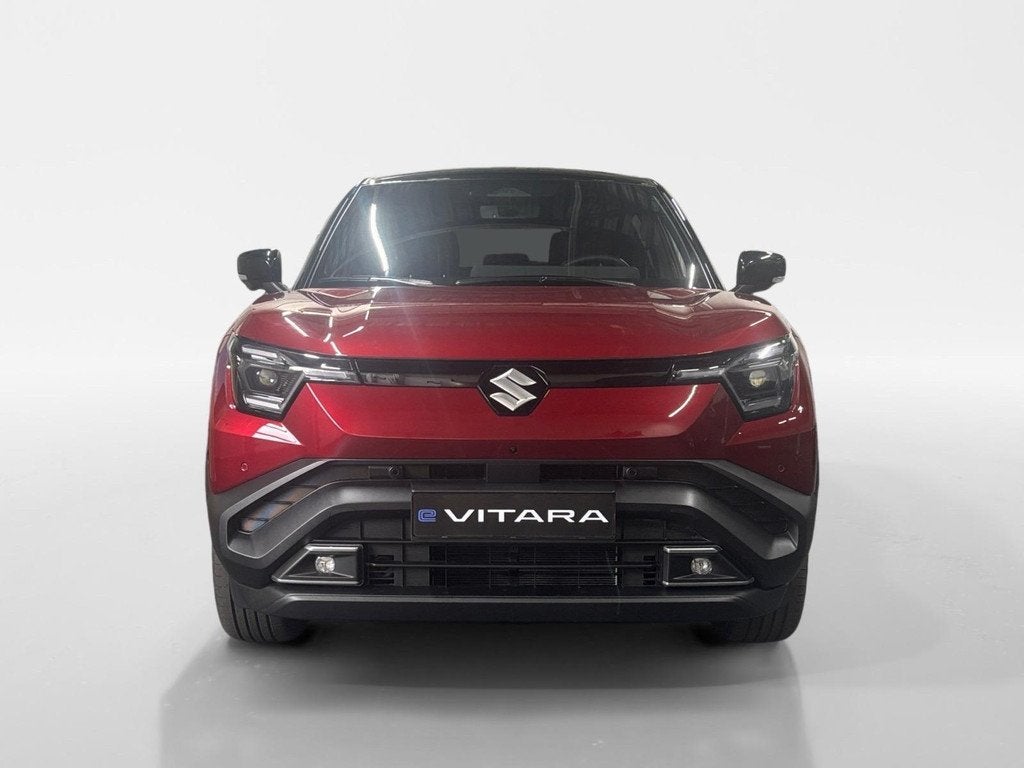 Suzuki e VITARA Style 61 kWh | €2000 euro inruil premie |, Auto's, Suzuki, 750 kg, Wit, 360 min, SUV of Terreinwagen