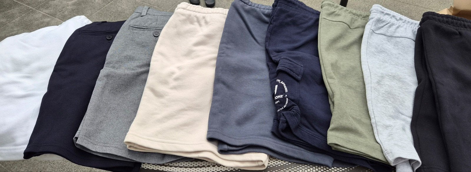 9 leuke jongens/ heren shorts XS en S, Kleding | Heren, Broeken en Pantalons, Beige, Ophalen of Verzenden, Diverse merken, Gedragen