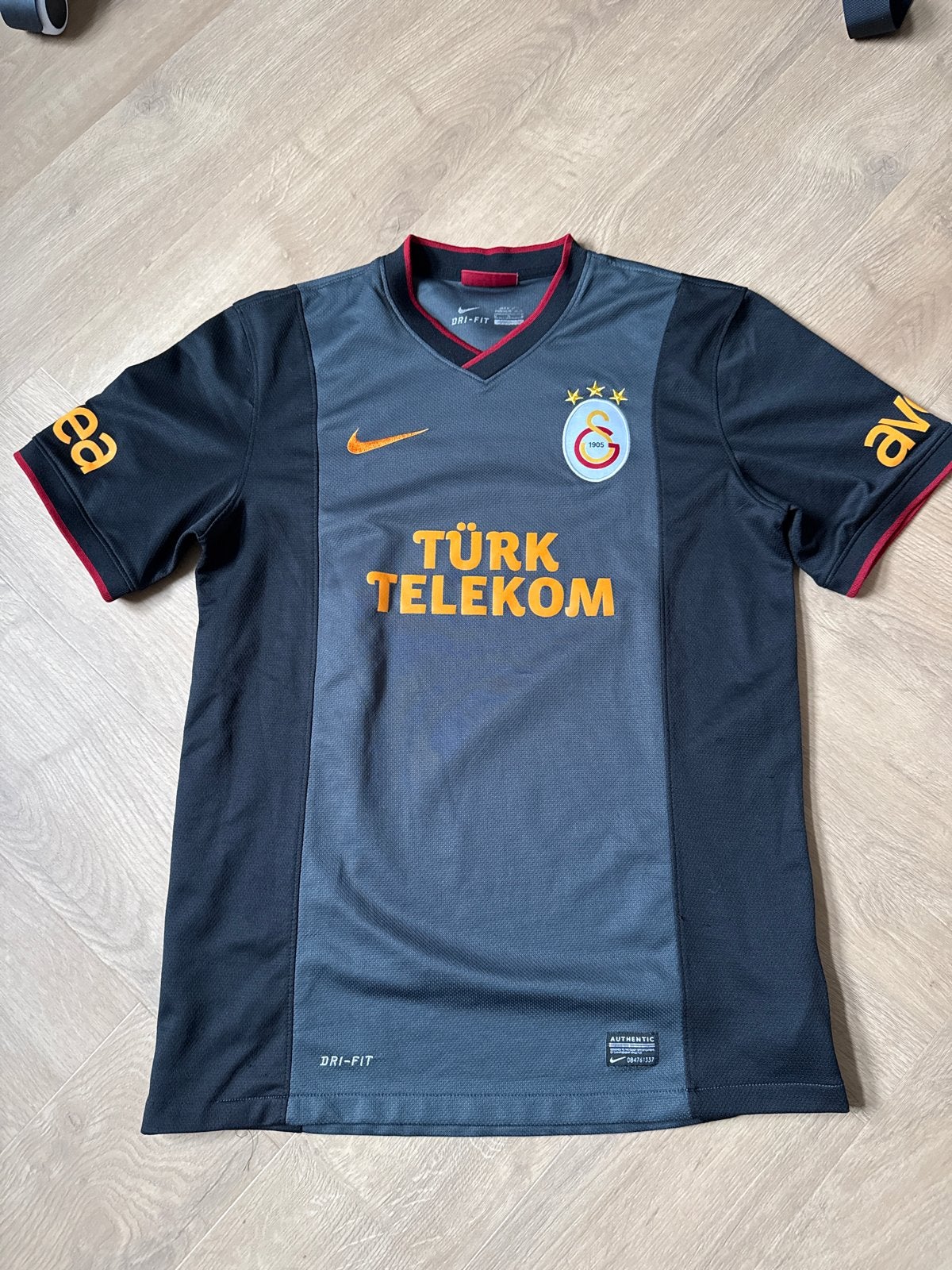 Galatasaray Thuisshirt Maat M - Zo goed als nieuw, Maat M, Ophalen of Verzenden, Zo goed als nieuw, Shirt