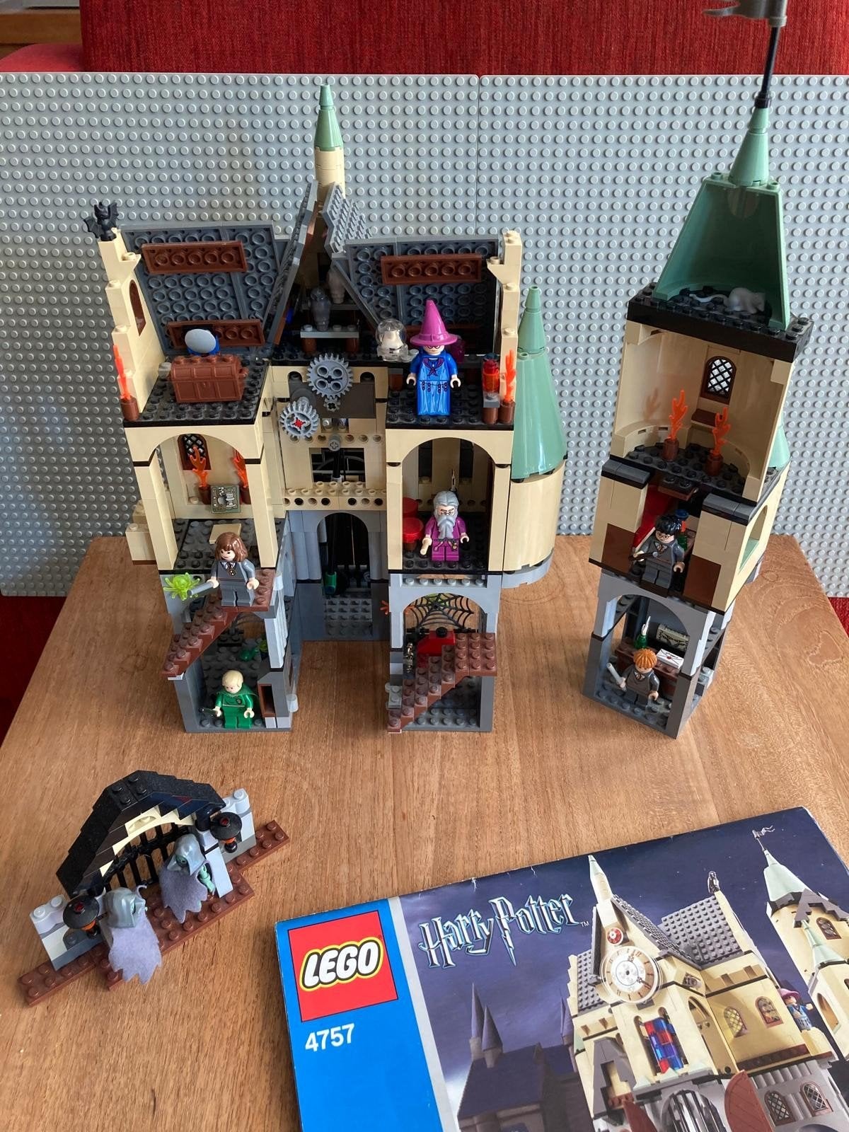 Lego Harry Potter Zweinstein Kasteel 4757 met figuren, Kinderen en Baby's, Speelgoed | Duplo en Lego, Compleet, Gebruikt, Verzenden
