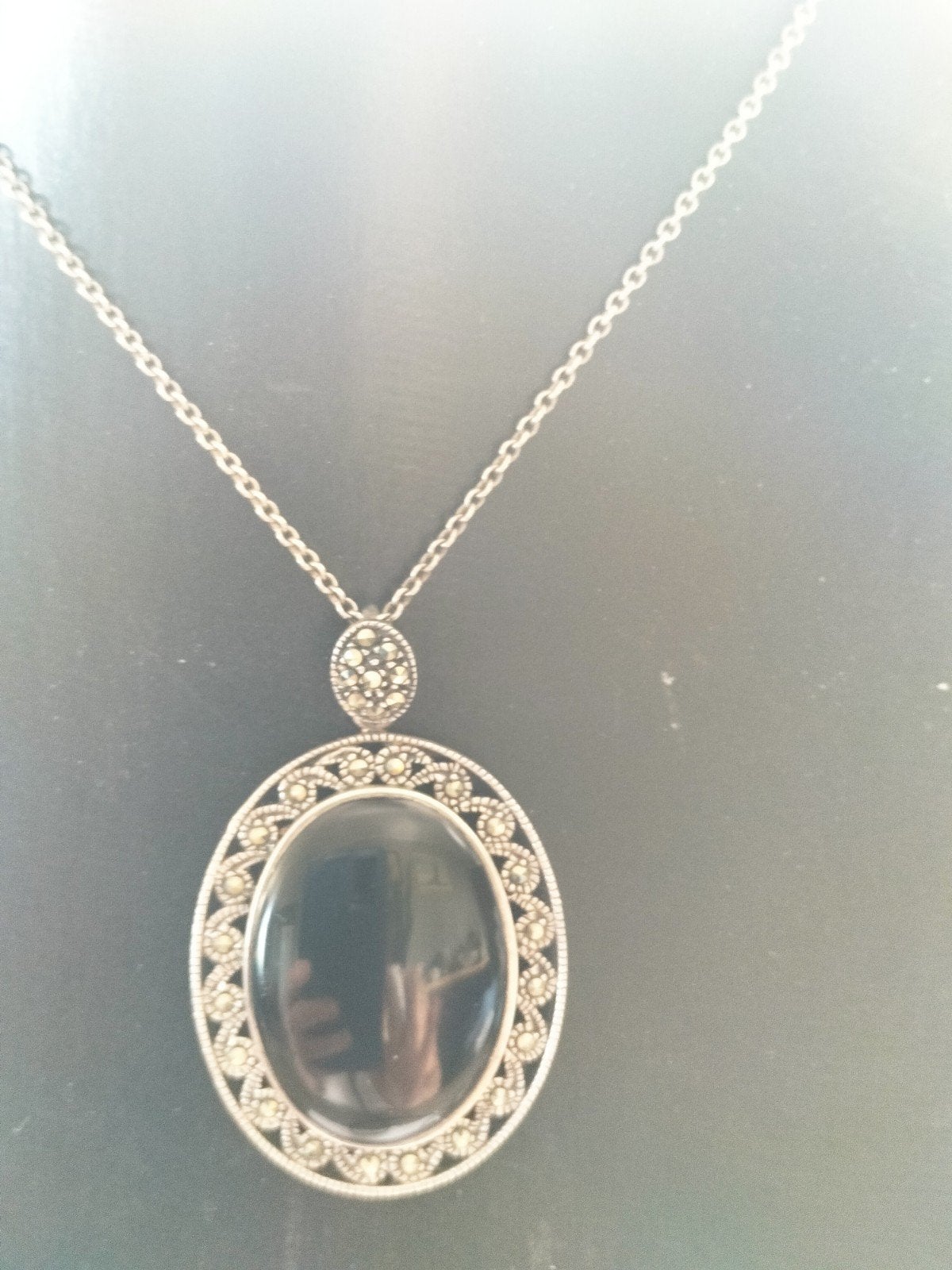 Prachtige oude zilveren hanger met grote Onyx en marcasiet, Verzenden, Zilver
