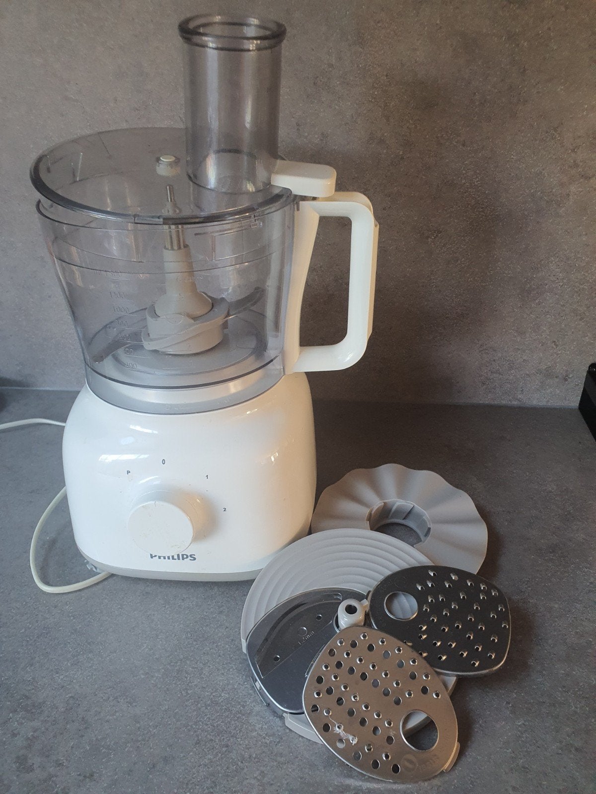 Philips Foodprocessor met diverse opzetstukken, Witgoed en Apparatuur, Keukenmixers, 1 tot 2 liter, Ophalen of Verzenden, Gebruikt