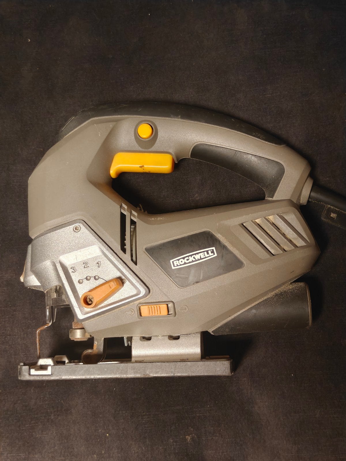 Rockwell Decoupeerzaag - Krachtig en Betrouwbaar, Doe-het-zelf en Verbouw, Gereedschap | Zaagmachines, Ophalen, Gebruikt, 600 tot 1200 watt