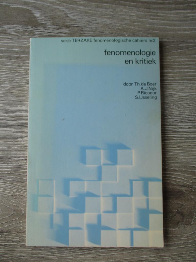 Fenomenologie en kritiek - Th. de Boer e.a., Boeken, Ophalen of Verzenden, Gelezen