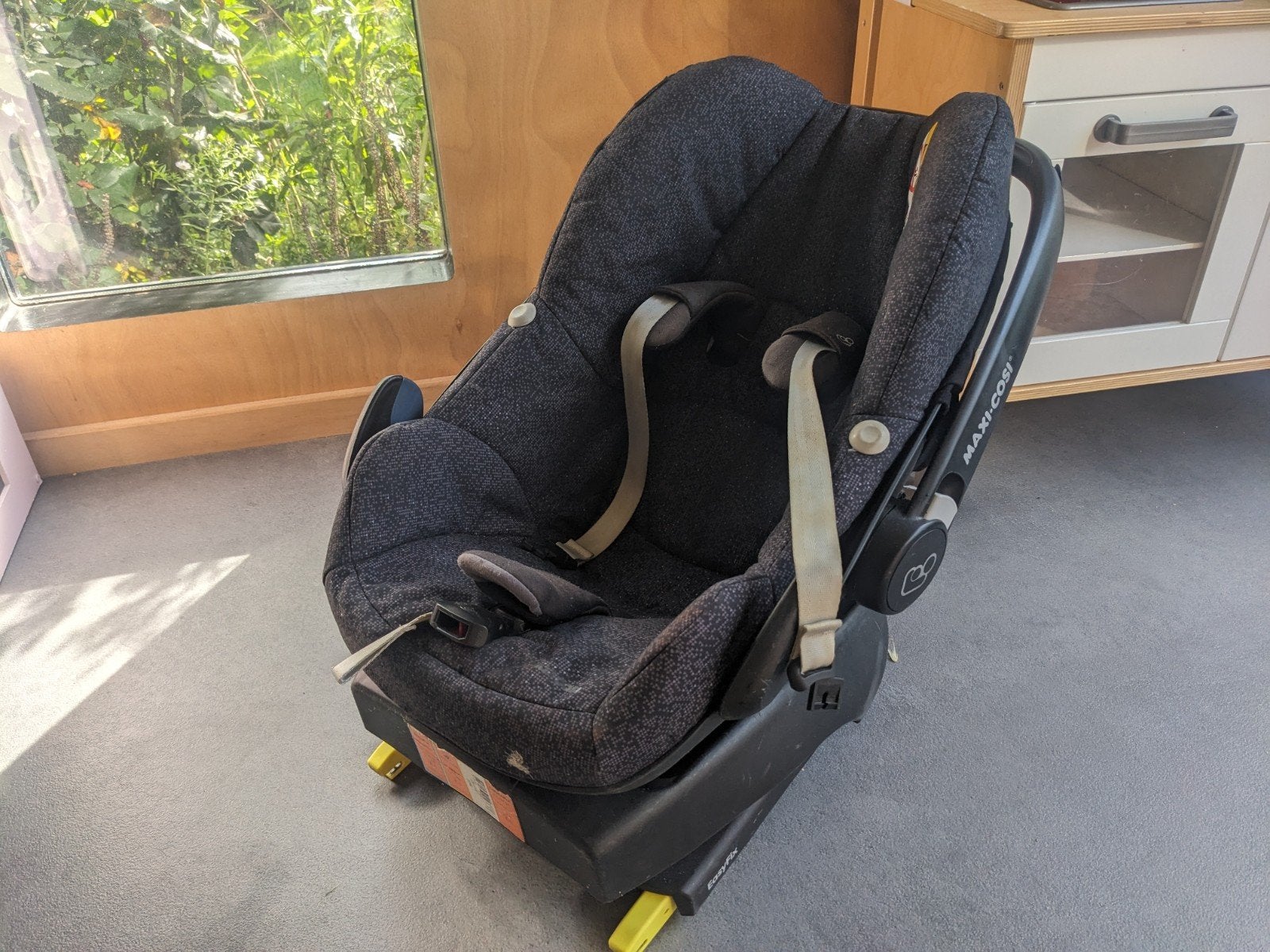 Maxi-Cosi Pebble autostoel met Easyfix base, Kinderen en Baby's, Ophalen, Autogordel of Isofix, Gebruikt, 0 t/m 13 kg