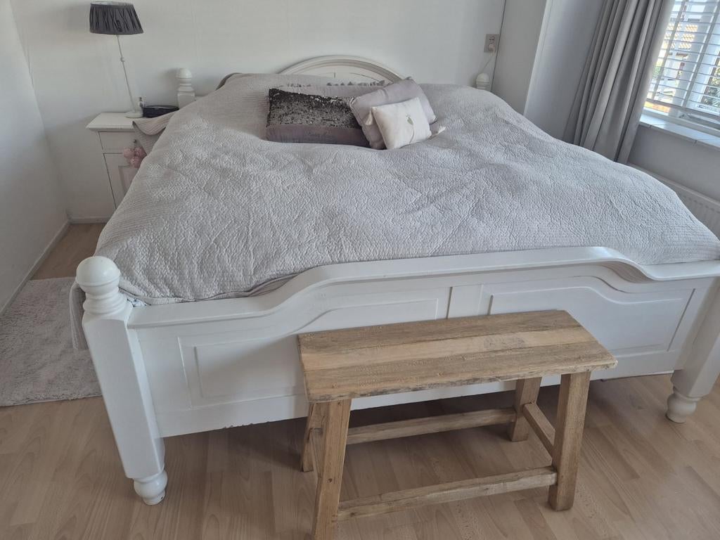 Groot houten bed, landelijk, Ophalen of Verzenden