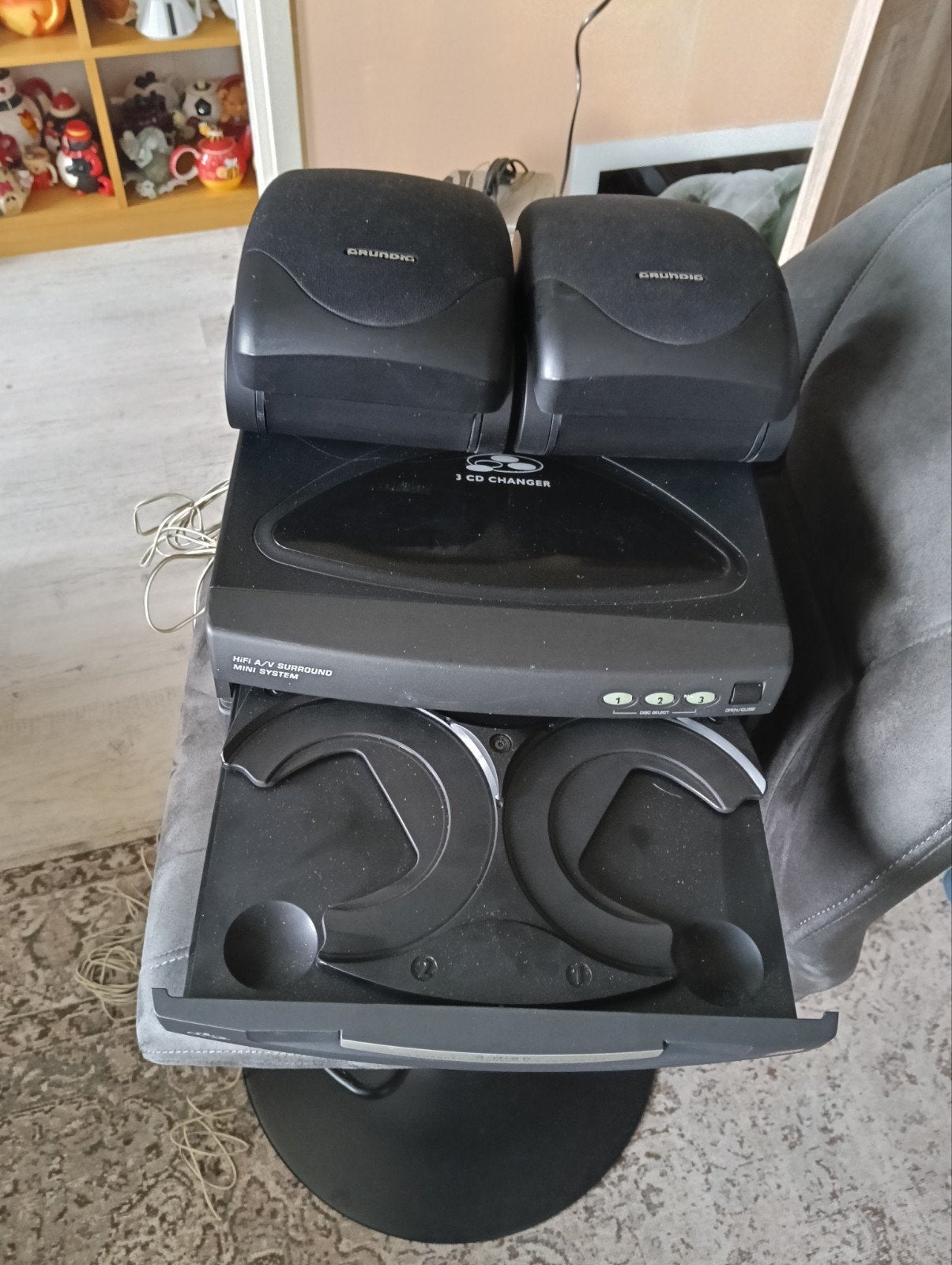 Grundig radio cd en cassette speler 2 boxen, Ophalen, Overige merken, Wisselaar