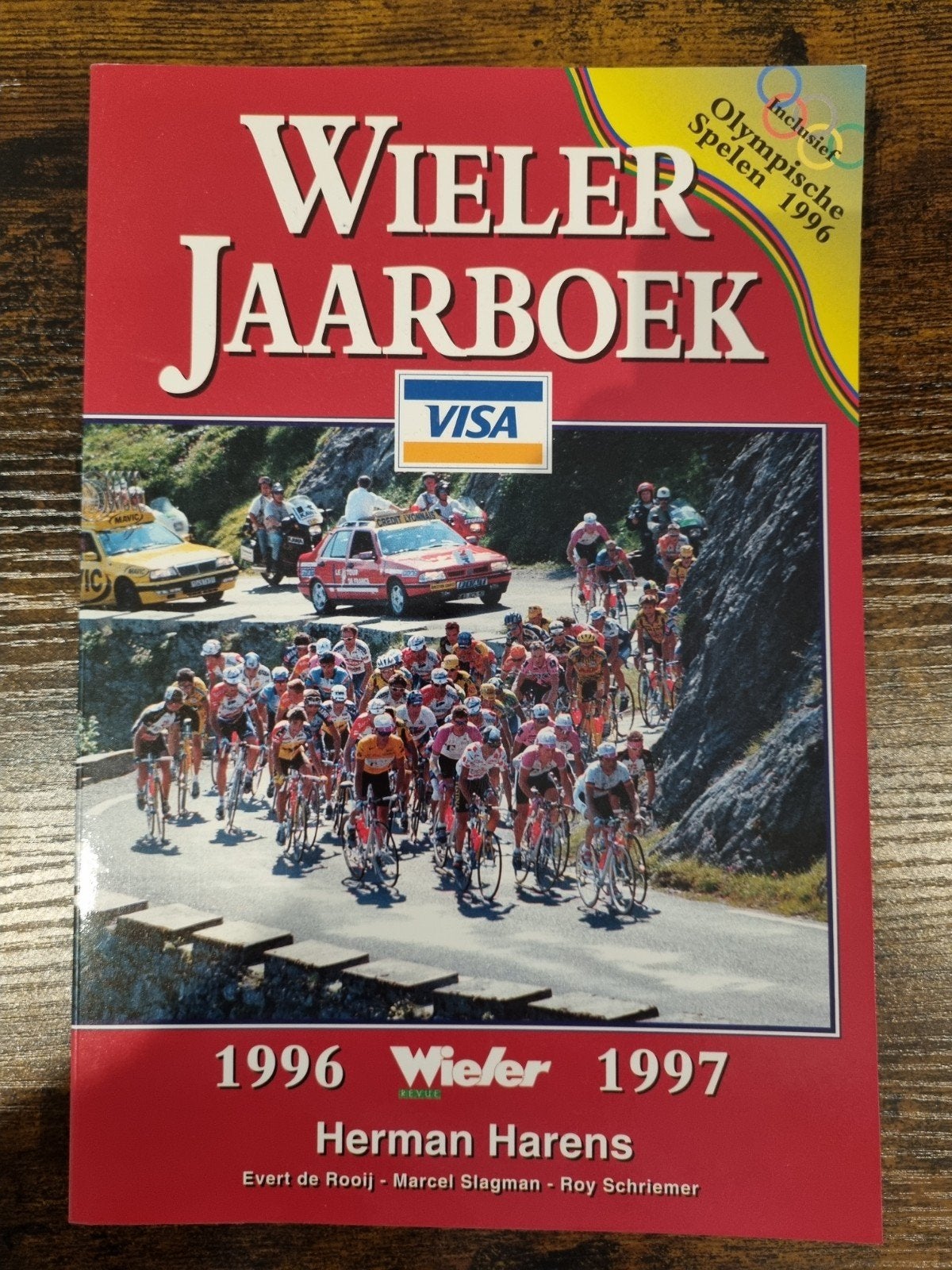 Wieler Jaarboek 1996-1997 - Inclusief Olympische Spelen, Ophalen of Verzenden, Gelezen, Herman Harens, Evert de Rooij, Marcel Slagman, Roy Schriemer