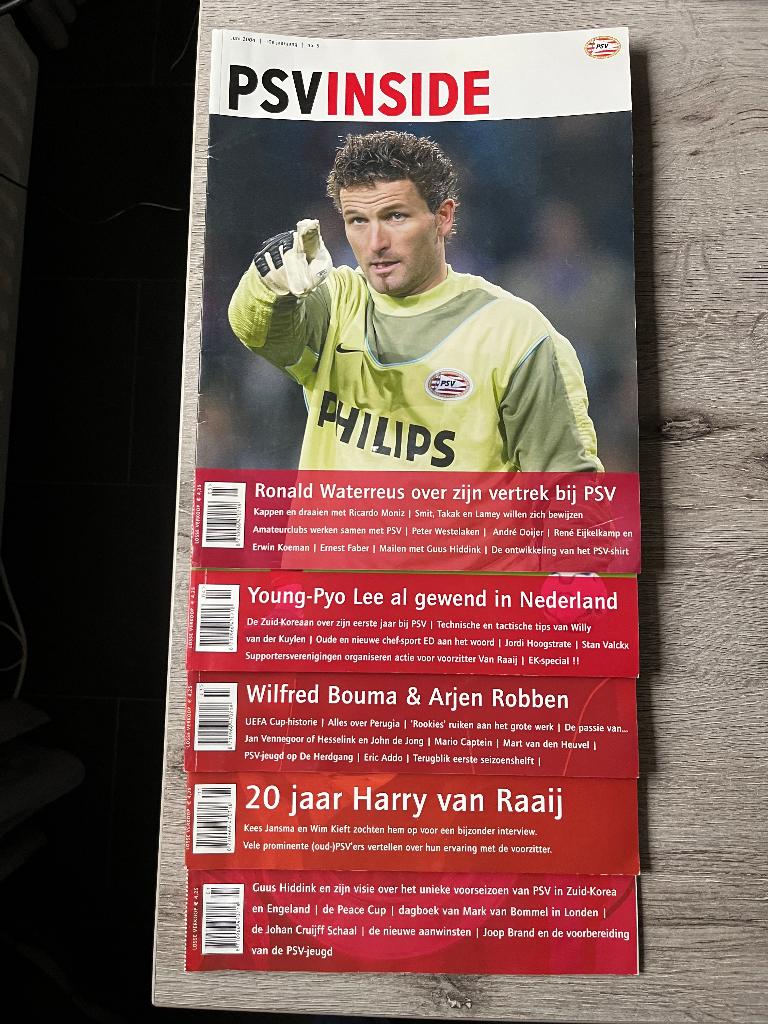 Jaargang 10 PSV Inside Aug 2003 - Juli 2004 5 stuks, Verzamelen, Ophalen of Verzenden, Zo goed als nieuw, PSV, Boek of Tijdschrift