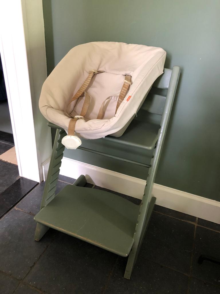 Stokke - Tripp trapp - newborn set - beige, Ophalen of Verzenden, Gebruikt, Meegroeistoel, Gordel(s)
