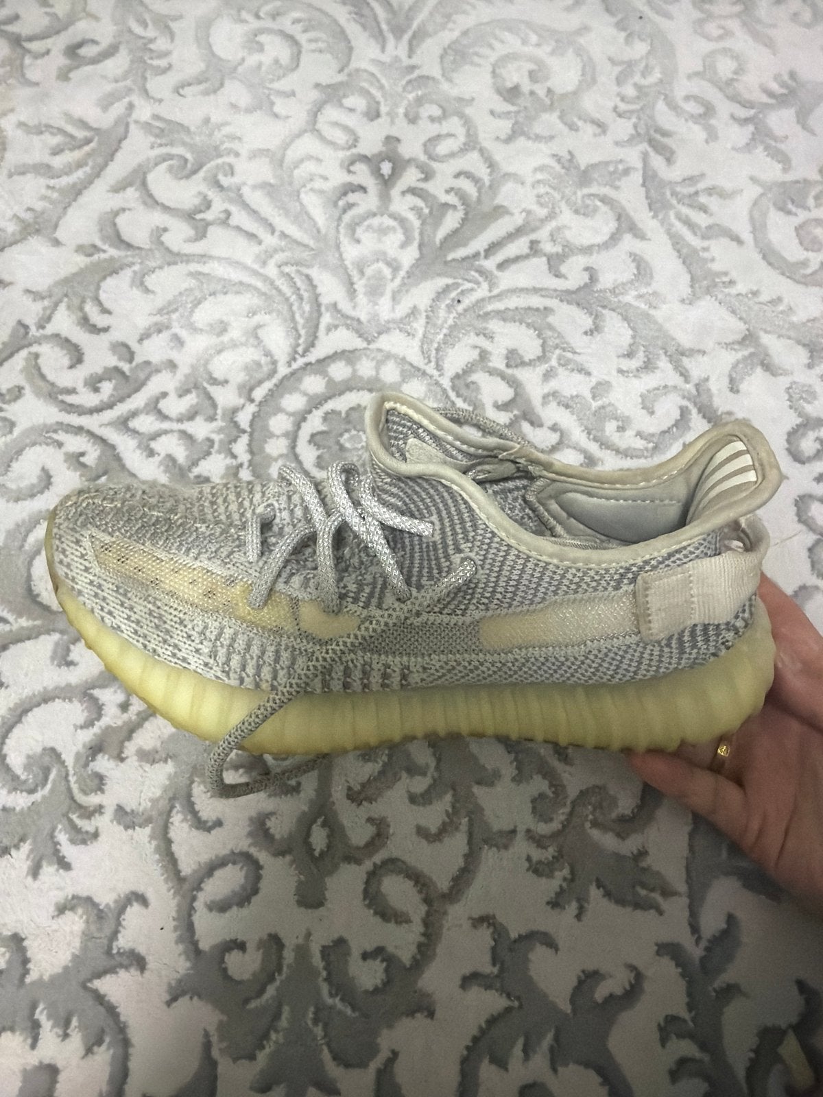 Adidas Yeezy Boost 350 V2 - Maat 38 aGedragen, Ophalen of Verzenden, Gedragen, Overige kleuren, Sneakers of Gympen