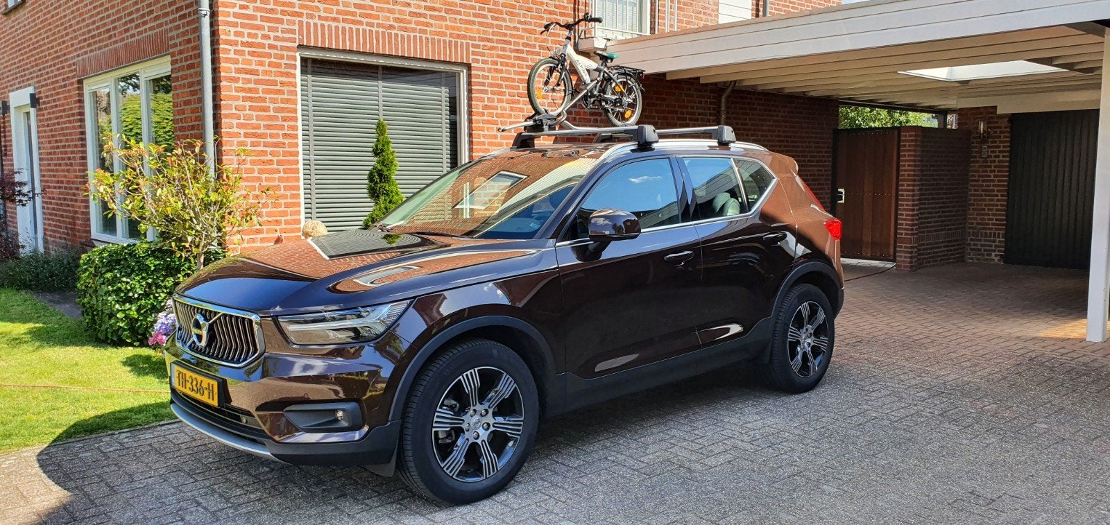 Thule dakdragers en fietsendragers voor Volvo XC40, Ophalen, Zo goed als nieuw