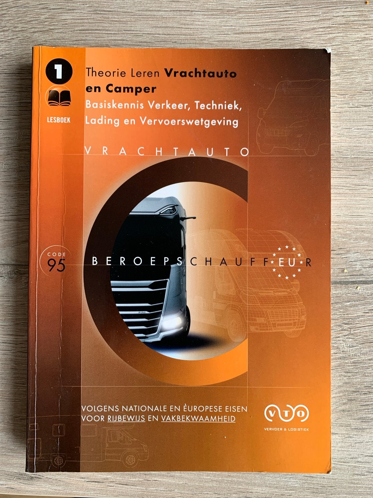 Theorie Leren Vrachtauto en Camper – Module 1, Boeken, Ophalen of Verzenden, Zo goed als nieuw, Overige niveaus, Nederlands