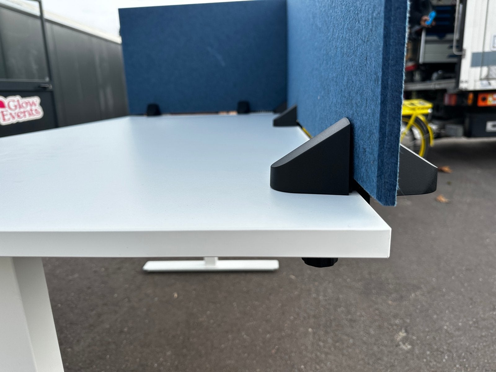 Verstelbaar Bureau met Akoestisch Scherm Ikea Trotten, Ophalen