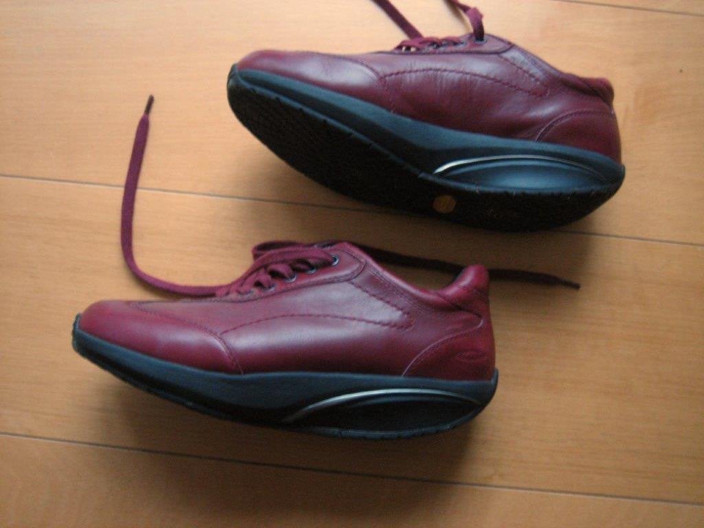 Comfortabele bordeaux leren schoenen MBT SWISS 38 snazzeys, MBT Swiss, Verzenden, Wandelschoenen, Zo goed als nieuw