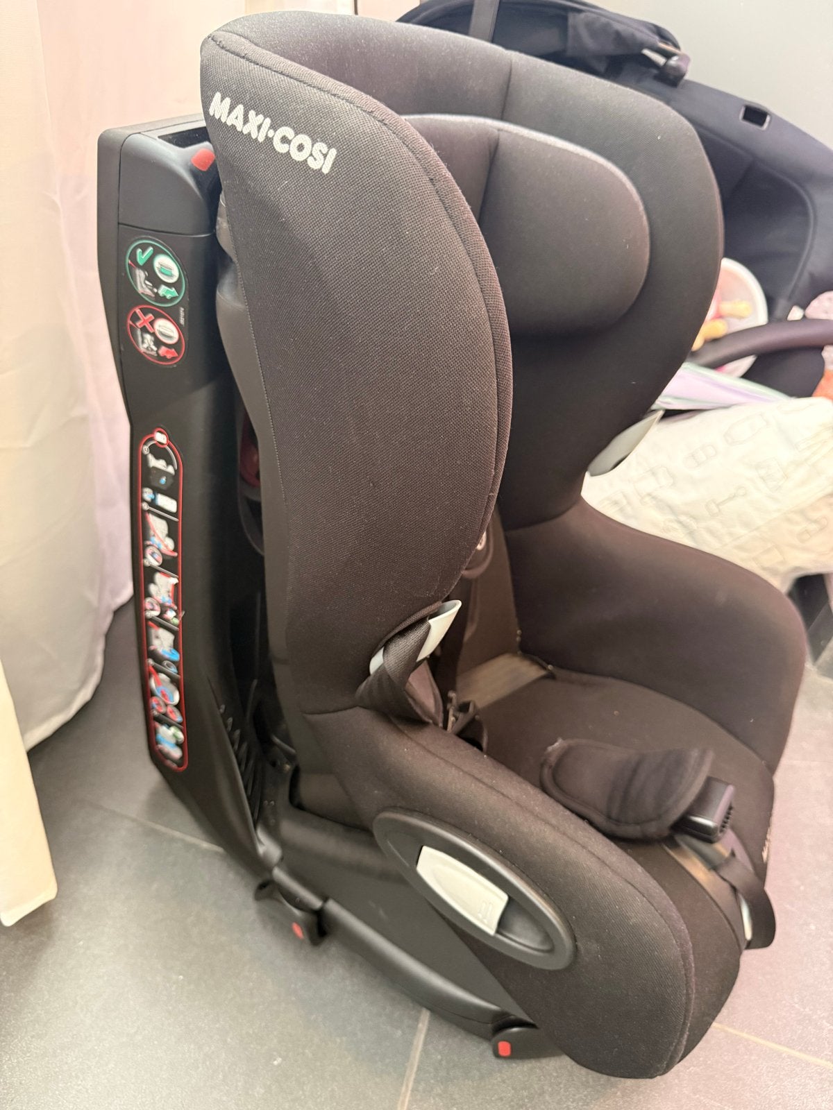 Maxi-Cosi autostoel (draaifunctie defect), Gebruikt, Verstelbare rugleuning, 9 t/m 18 kg, Ophalen of Verzenden