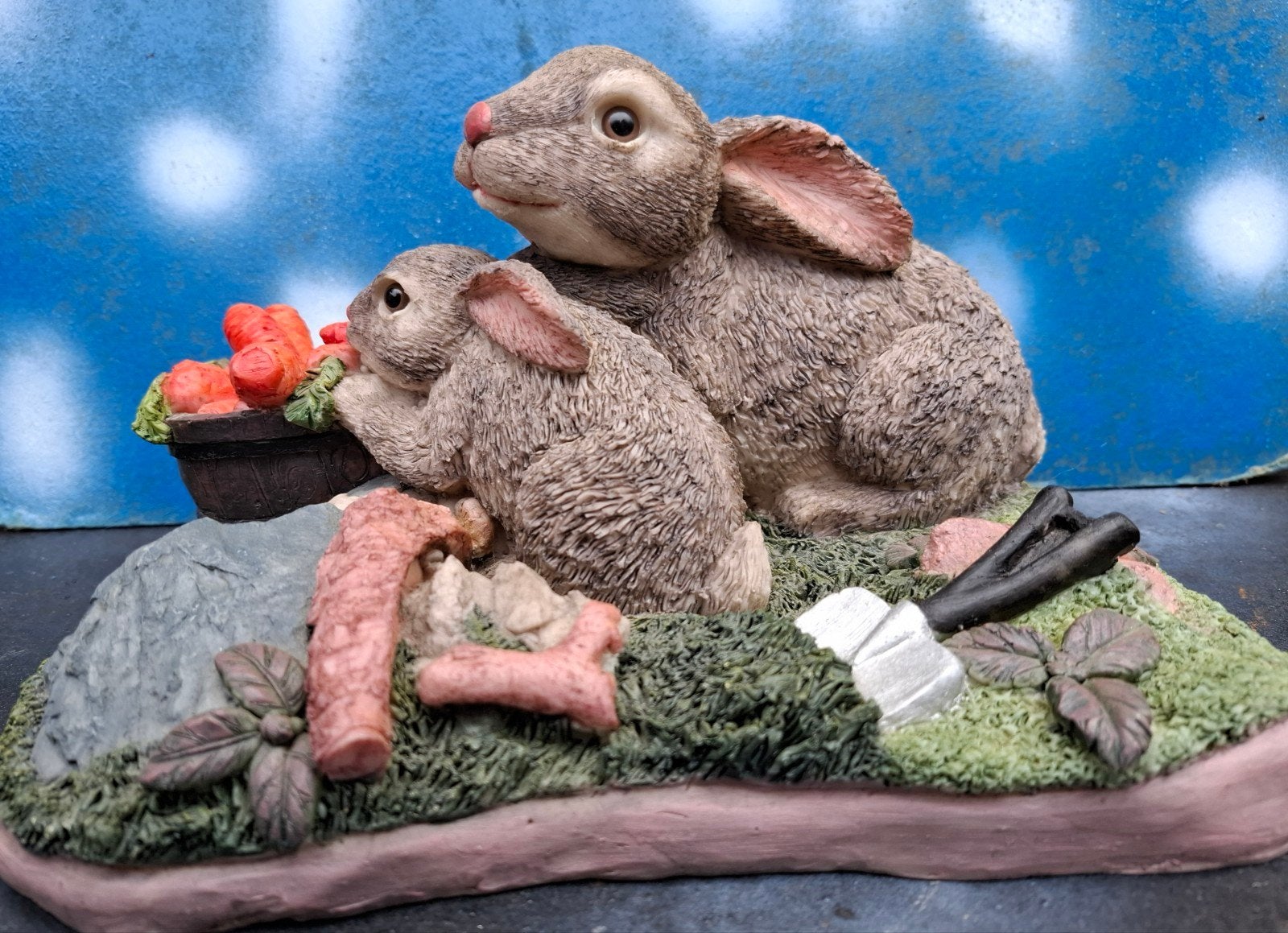 Konijn met jong. CEHARO COLLECTTABLES. 25/20/15 cm., Verzamelen, Beelden en Beeldjes, Ophalen, Zo goed als nieuw, Dier