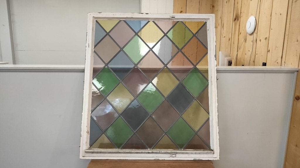 Gezocht Glas in loodraam. Buitenmaat: 80 cm x 70–74 cm, Ophalen, Gevelraam of Ruit, Minder dan 80 cm, Minder dan 80 cm