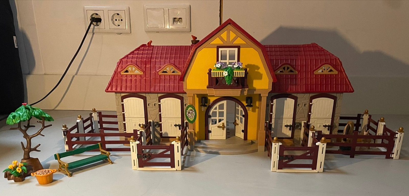 Playmobil Paardenstal 5221 met extra's, Ophalen of Verzenden, Zo goed als nieuw, Jongen of Meisje