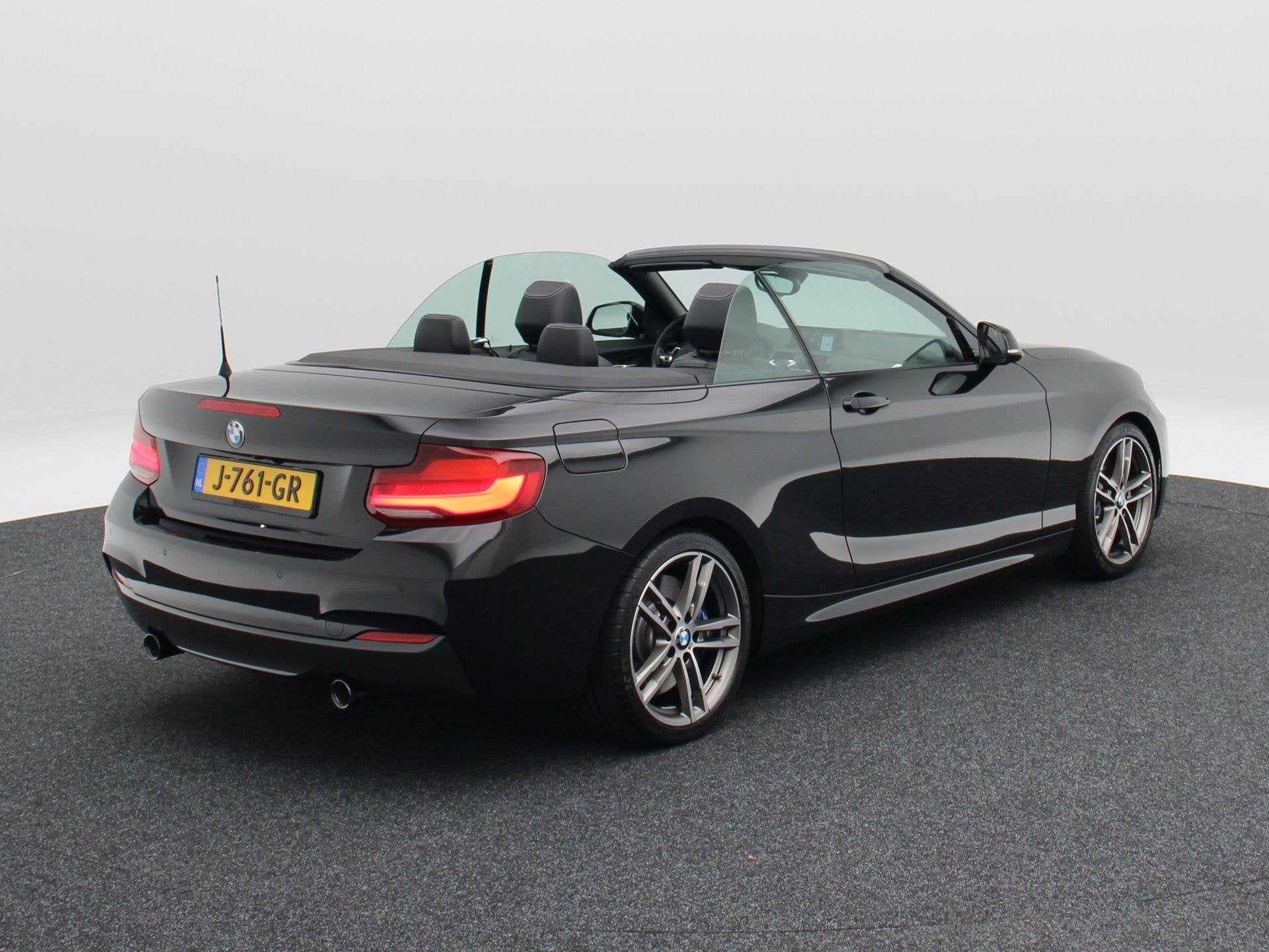 BMW 2-serie Cabrio M240i 340 Pk xDrive High Executive | Stoe, Auto's, Gebruikt, Cabriolet, 4 stoelen, Leder