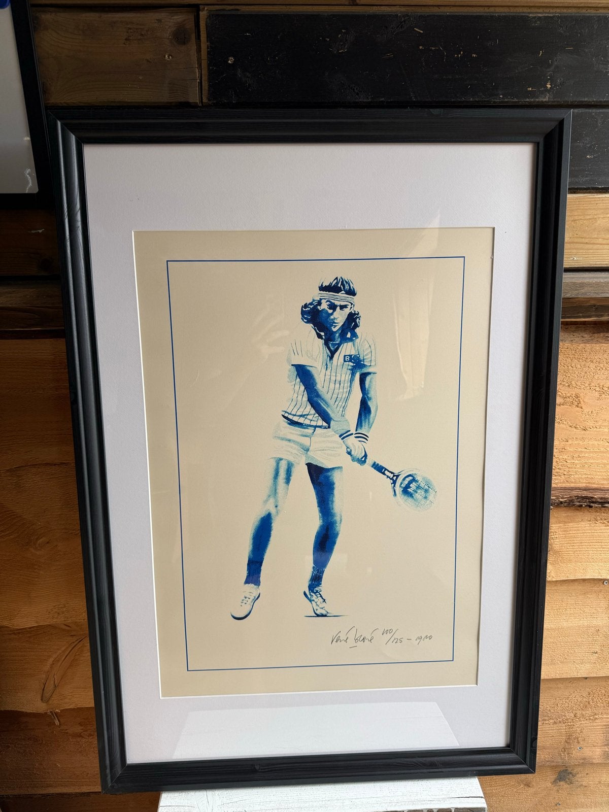René Broné - Björn Borg wins Wimbledon again (gesigneerd), Antiek en Kunst, Dagelijks leven, 1950 - 1999, 98 cm, Ophalen of Verzenden