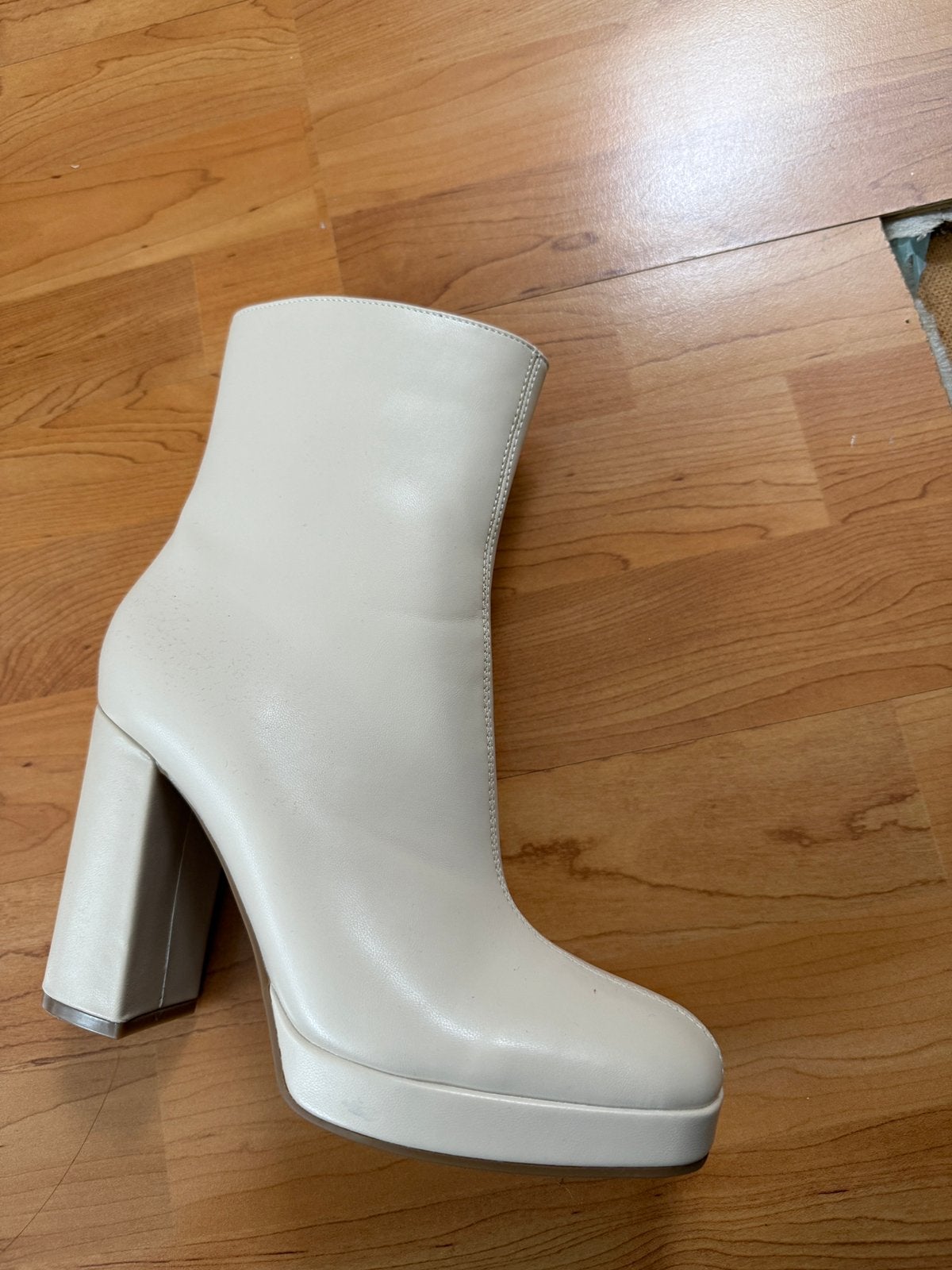 Dames hakken, Kleding | Dames, Schoenen, Ophalen of Verzenden, Zo goed als nieuw, Zwart