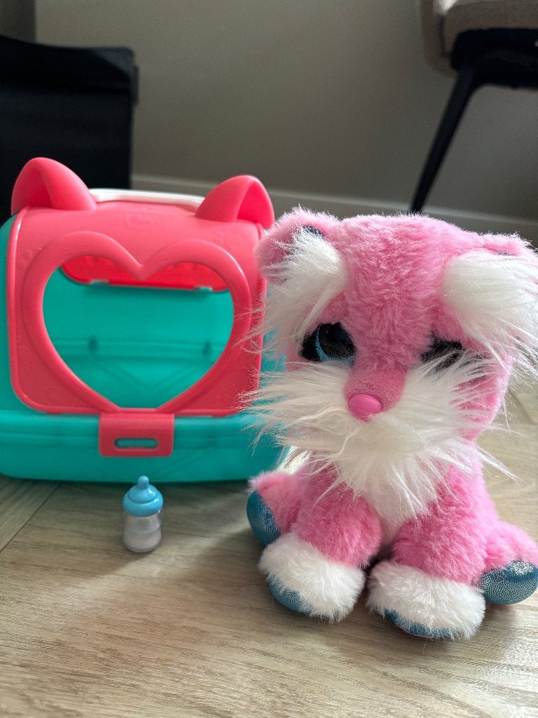 Pluchen hondje met bench, Overige merken, Met geluid, Overige karakters, Zo goed als nieuw