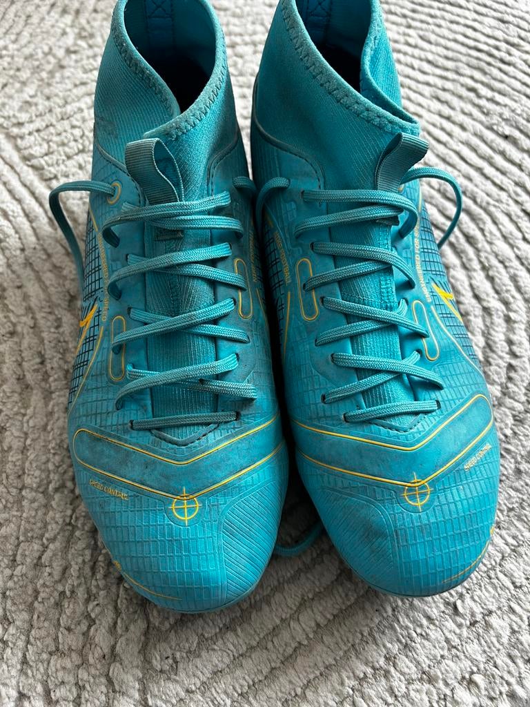 Voetbalschoenen, Ophalen, Gebruikt, Maat XS of kleiner, Schoenen