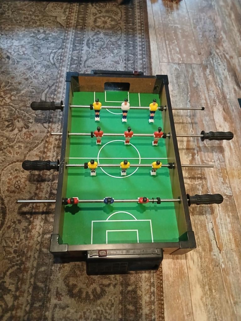 Voetbaltafel - Zo goed als nieuw, Kinderen en Baby's, Speelgoed | Overig, Ophalen of Verzenden